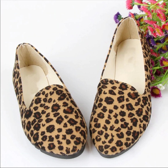 1 Left! Leopard Printed Loafer Ballet Flats - Picture 3 of 7